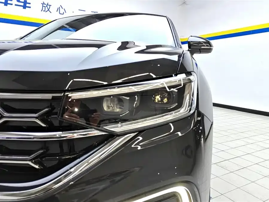 Volkswagen Tayron Tanyue 2023 330TSI 2WD Luxury Plus Advanced Edition 2023 — миниатюра 5