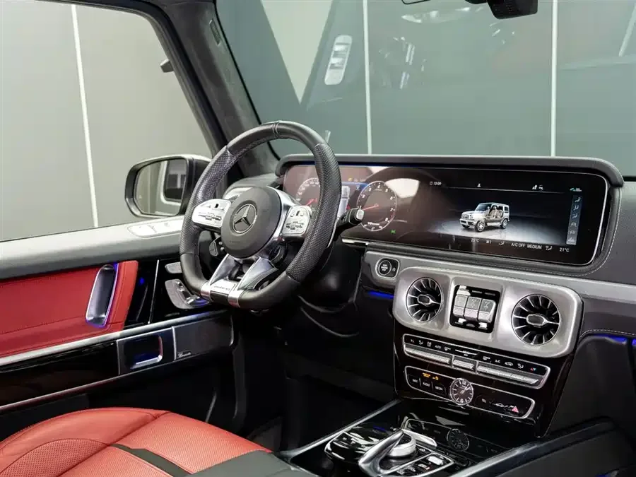 Mercedes-Benz G-Class AMG Mercedes-Benz G-Class AMG 2023 AMG G 63 2023 — миниатюра 4
