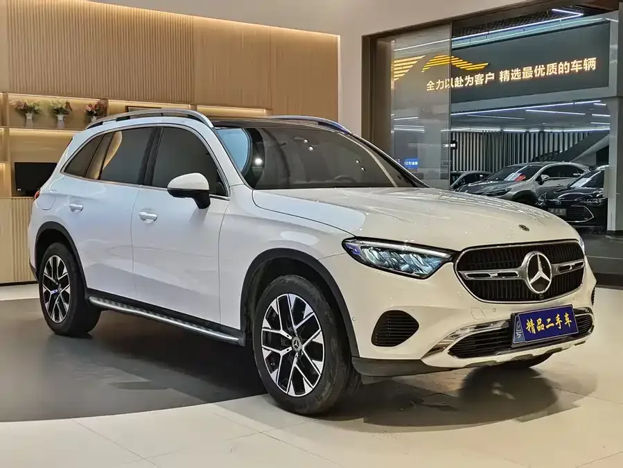 Mercedes-Benz GLC-Class 2024