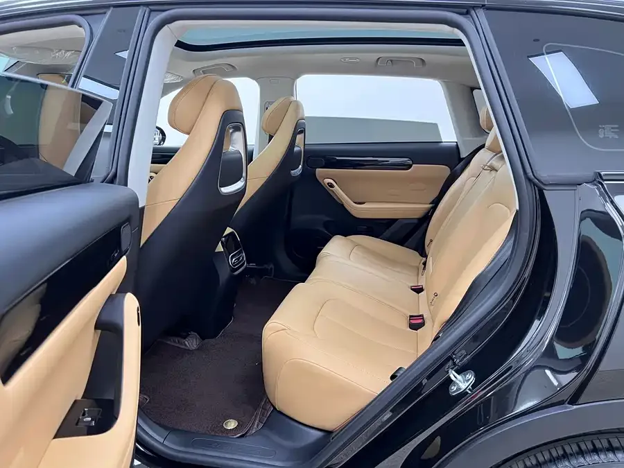 Leapmotor C11 Leapmotor C11 2024 Pure Electric 515 Smart Edition 2025 — миниатюра 5