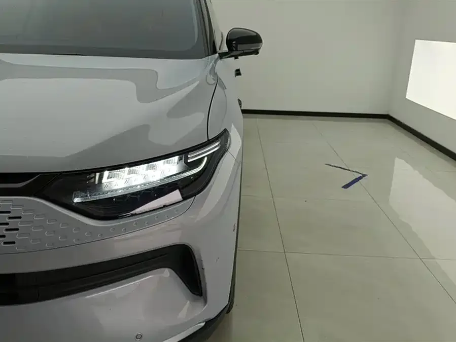 Leapmotor C11 Leapmotor C11 2024 Extended Range 300 Premium Edition 2024 — миниатюра 2