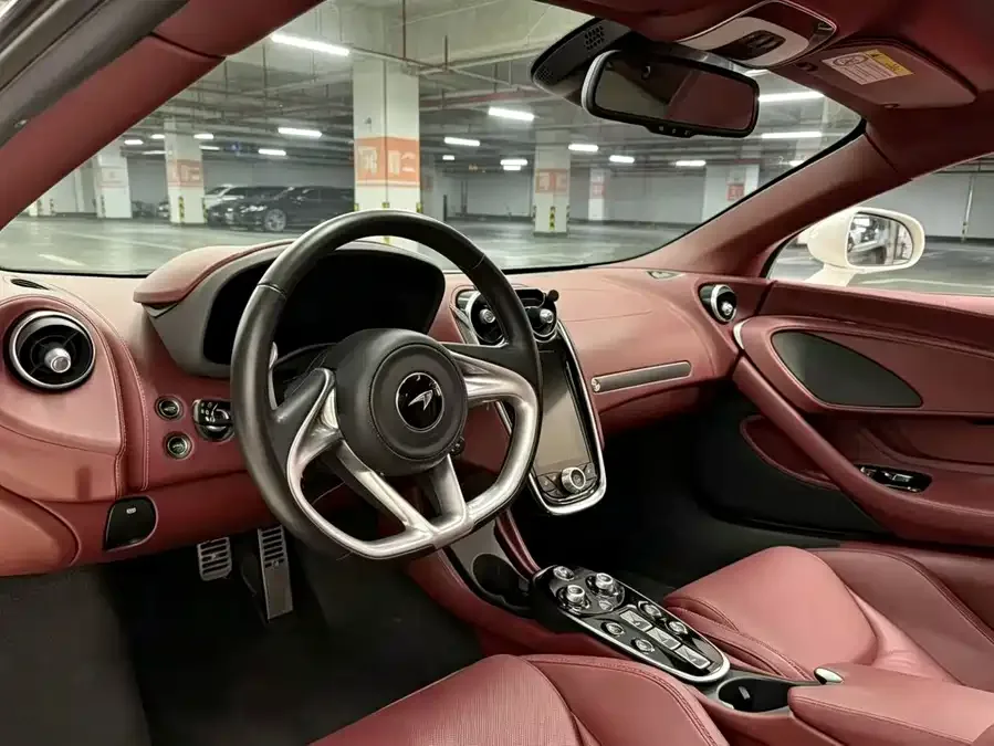 McLaren GT 2022 4.0T standard model 2022 — миниатюра 4