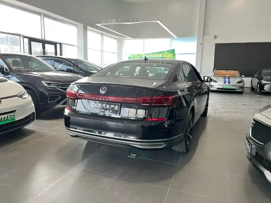 Volkswagen Passat Passat 2023 330TSI Star Elite Edition 2022 — миниатюра 2