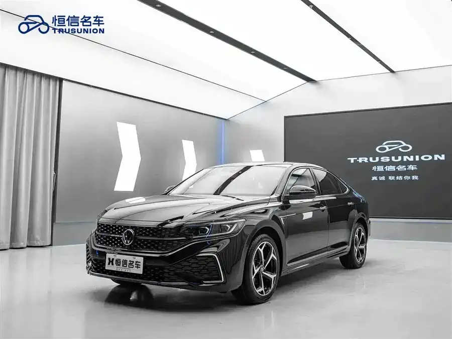 Volkswagen Passat Passat 2023 facelift 330TSI Starry Sky Deluxe Edition 2023 — миниатюра 3