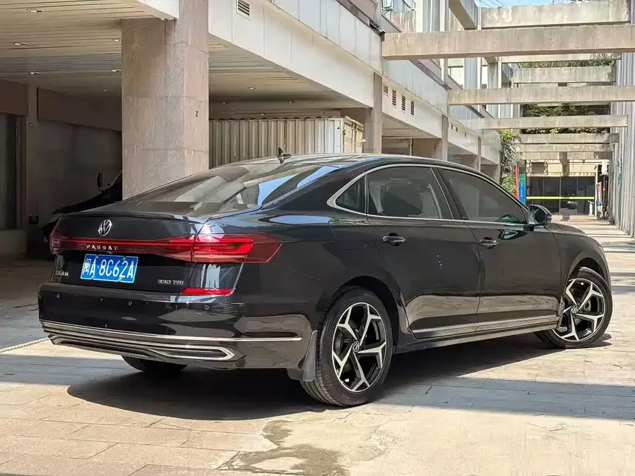 Volkswagen Passat Passat 2024 330TSI Star Elite Edition 2024 — миниатюра 3