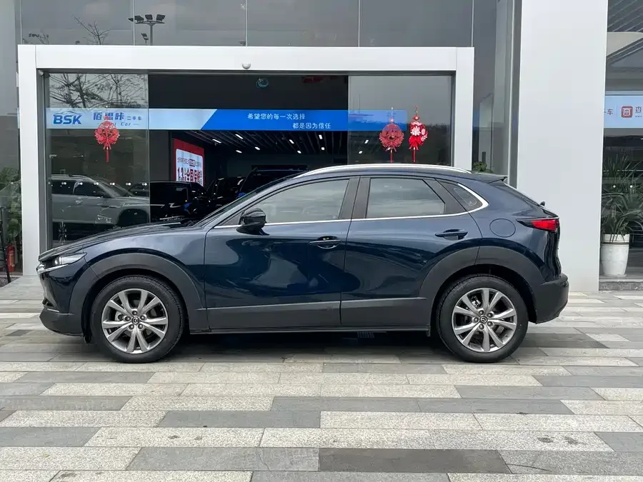 Mazda CX-30 2021 2.0L Automatic Jiayue Edition 2022 — миниатюра 3