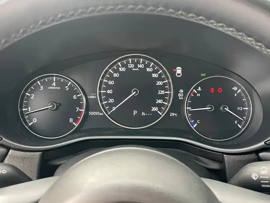 Mazda CX-30 2021 2.0L Automatic Jiayue Edition 2022 — миниатюра 4