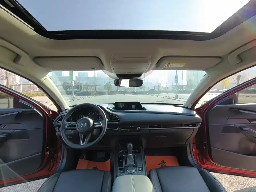 Mazda CX-30 2021 2.0L automatic quality model 2022 — миниатюра 4