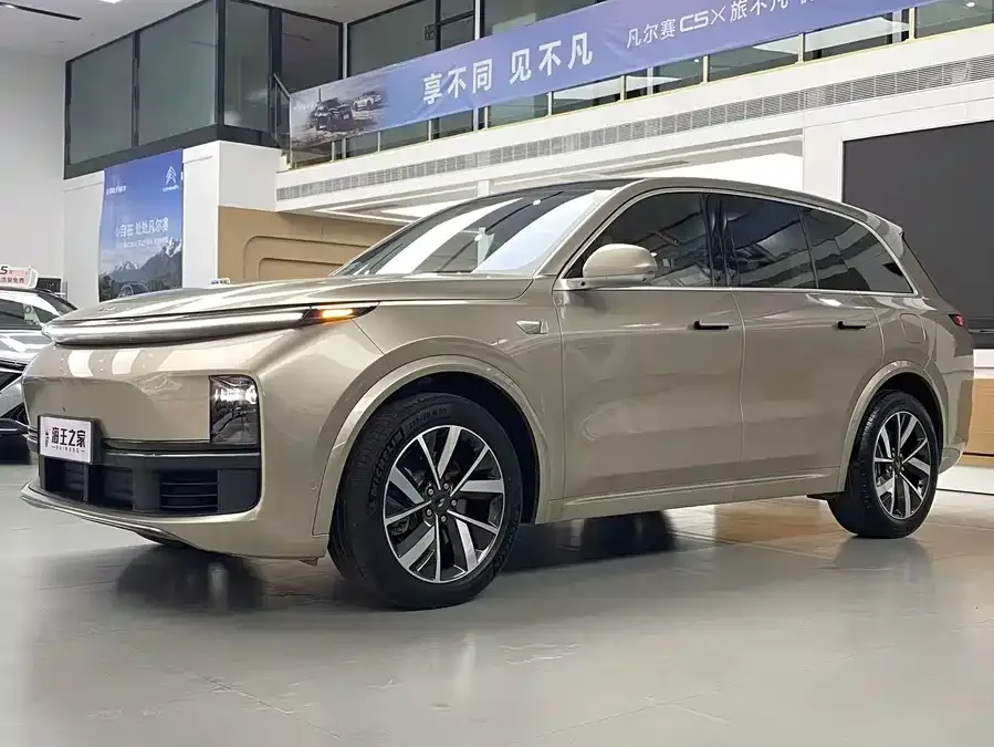 Li Xiang L8 2023
