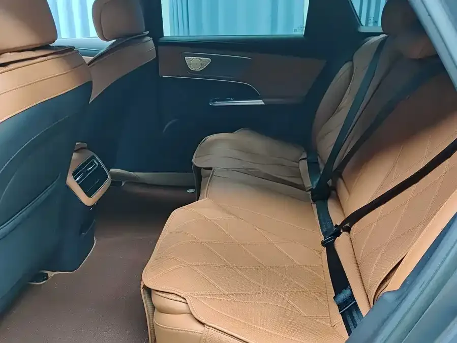 Chery Fengyun Fengyun A9L Fengyun A9L 2025 260 Super Long Range Deluxe Edition 2025 — миниатюра 2