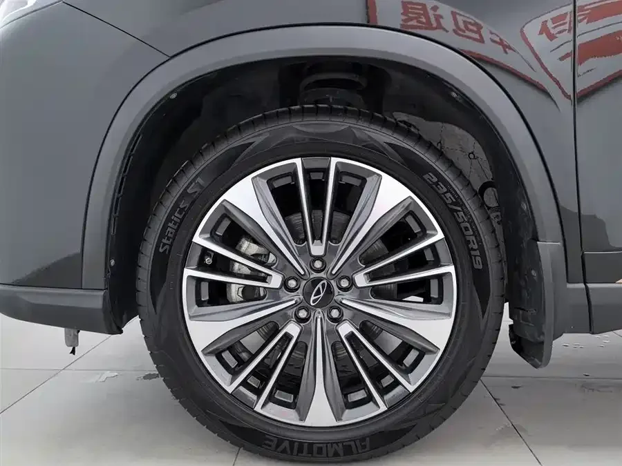 Chery Tiggo 8 PRO Tiggo 8 PRO 2024 Champion Edition 390T 2WD Peak Edition 5 Seaters 2023 — миниатюра 5