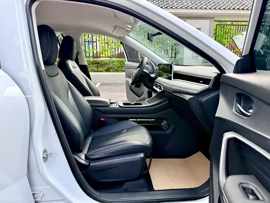 Venucia Big V DD-i Venucia V DD-i 2023 60KM iC version 2024 — миниатюра 4