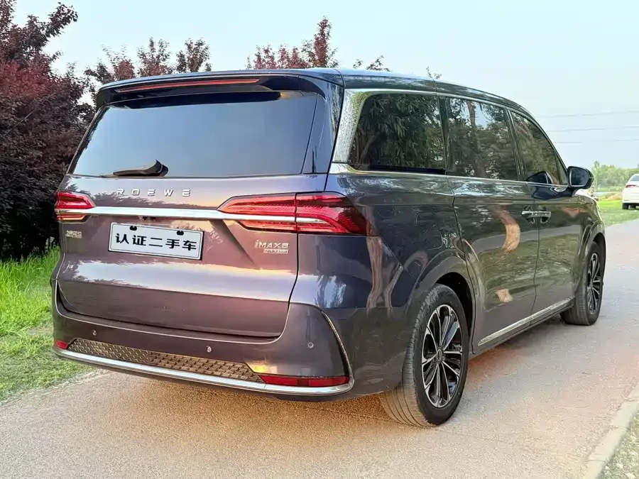 Roewe iMAX8 Roewe iMAX8 2022 400TGI Honor Edition 2022 — миниатюра 3