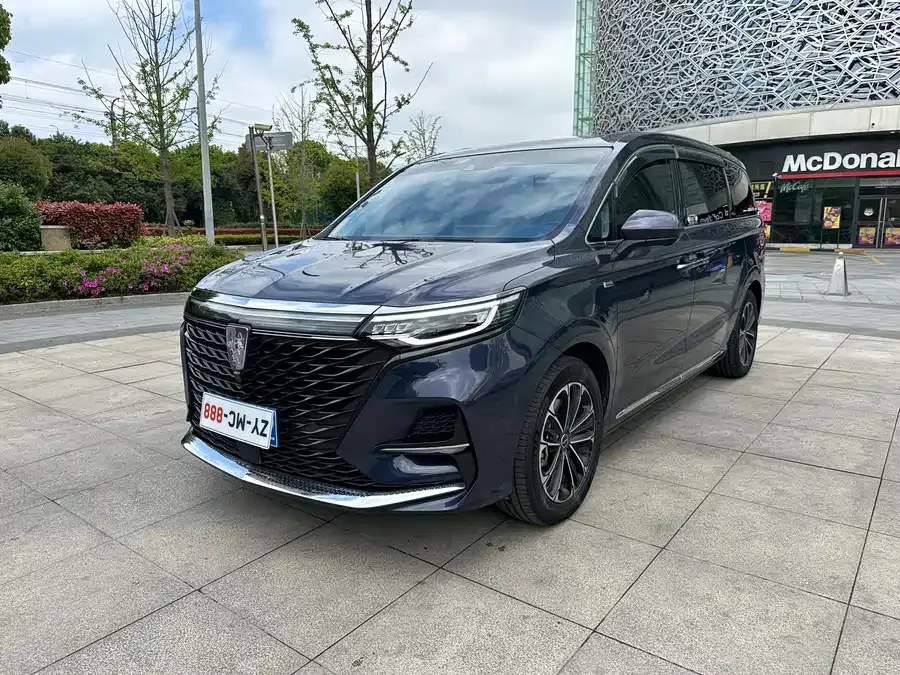 Roewe iMAX8 Roewe iMAX8 2022 400TGI Honor Edition 2022 — фото 1, купить с доставкой в Москву