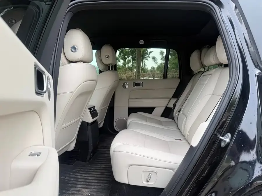 Li Xiang L6 Ideal L6 2025 Max Smart Renewal Edition 2025 — миниатюра 3