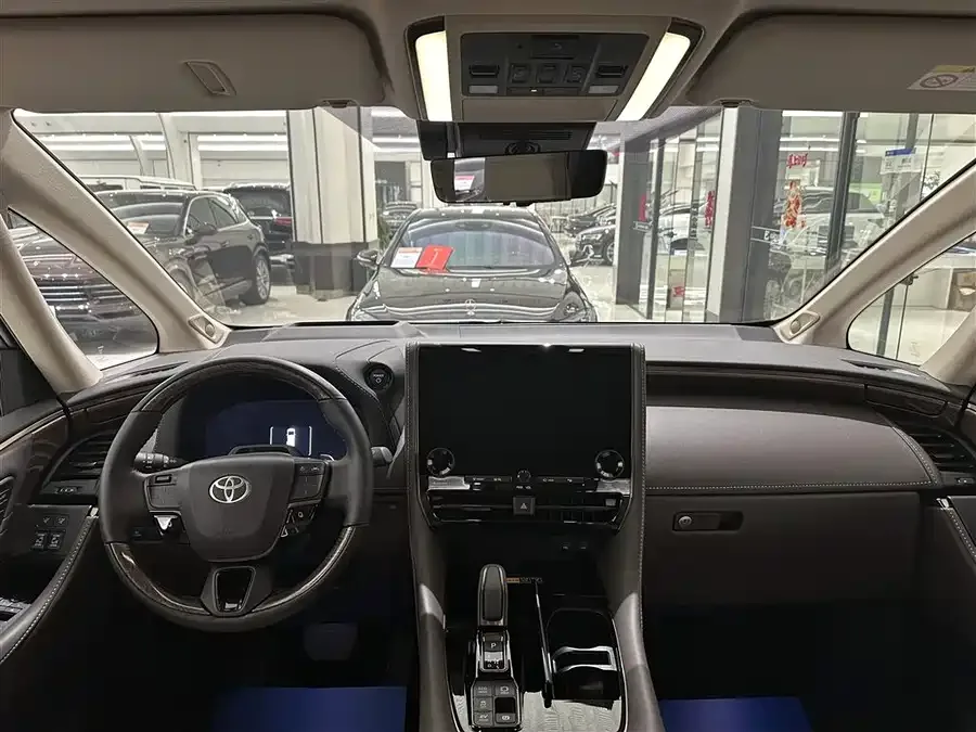 Toyota Alphard Alphard 2024 Hybrid 2.5L Premium Edition 2024 — миниатюра 4