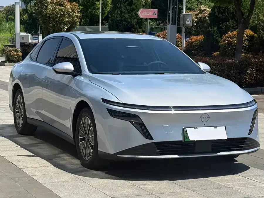 Nissan N6 Nissan N6 2026 180 Pro 2026 — миниатюра 3