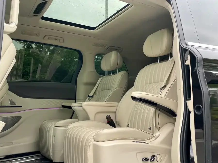 Voyah Lantu Dreamer VOYAH 2024 PHEV Ultra-Long-Range Flagship Edition 2023 — миниатюра 2