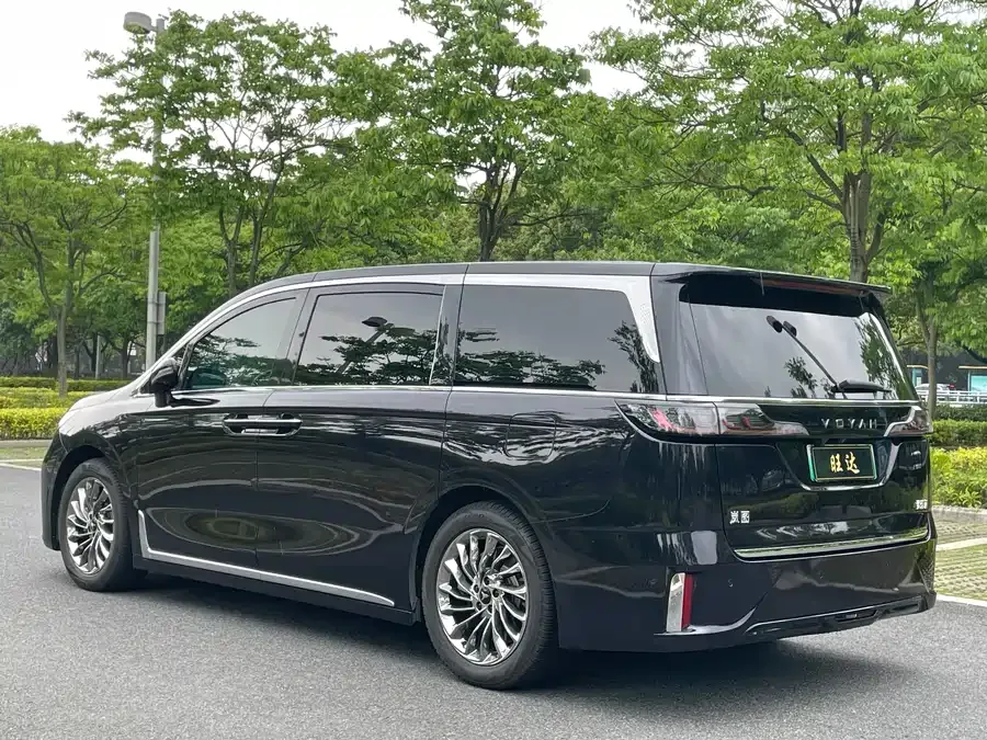 Voyah Lantu Dreamer VOYAH 2024 PHEV Ultra-Long-Range Flagship Edition 2023 — миниатюра 3