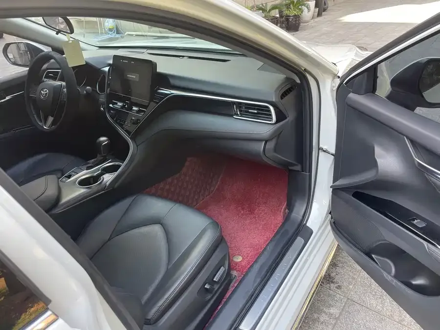 Toyota Camry Camry 2023 2.0G Deluxe Edition 2024 — миниатюра 5