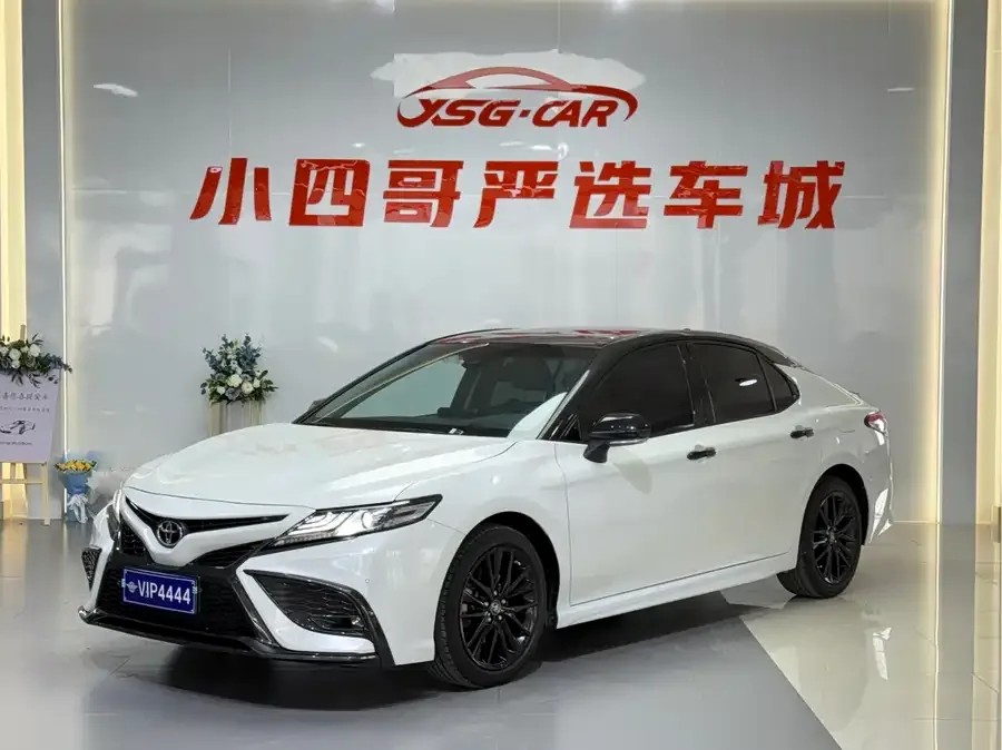 Toyota Camry Camry 2022 2.0S Cavalier Edition 2023 — фото 1, купить с доставкой в Москву