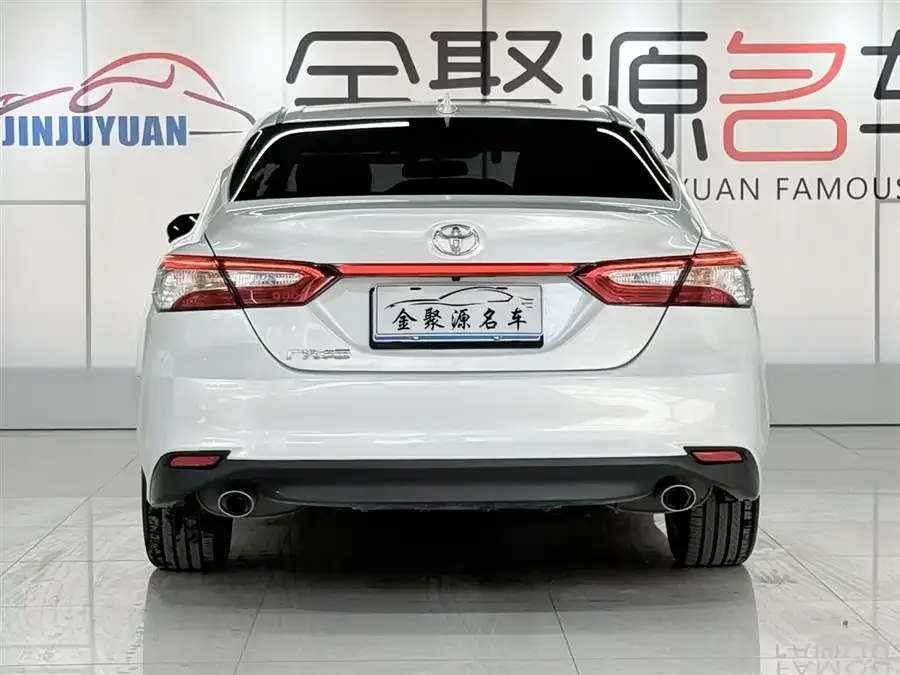 Toyota Camry Camry 2021 2.0G Deluxe Edition 2022 — миниатюра 2