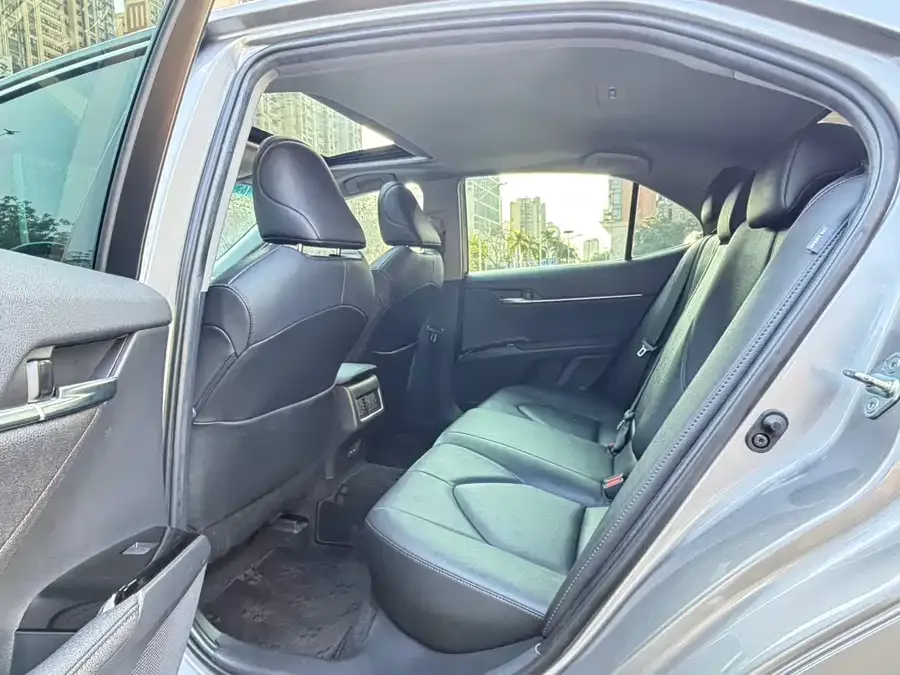 Toyota Camry Camry 2023 2.0G Deluxe Edition 2023 — миниатюра 2