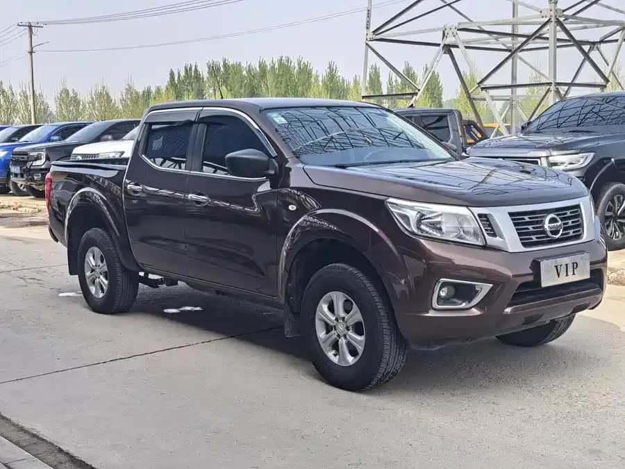 Nissan Navara Navara 2022 2.5L Manual 2WD Smart Connected Model QR25 2023 — миниатюра 4