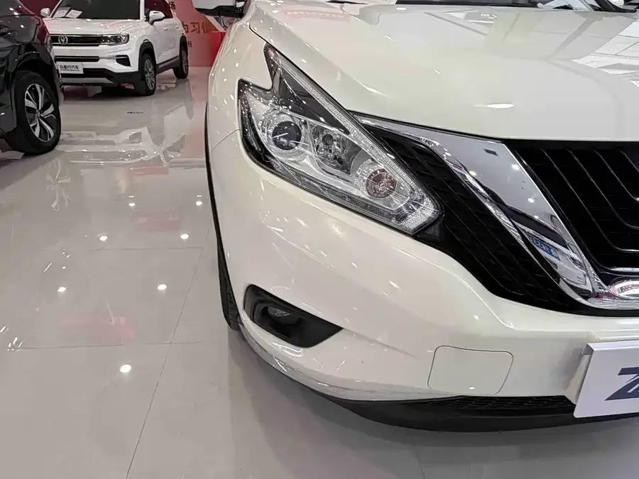 Nissan Murano Loulan 2021 2.5L XE 2WD Elite Edition 2023 — миниатюра 5