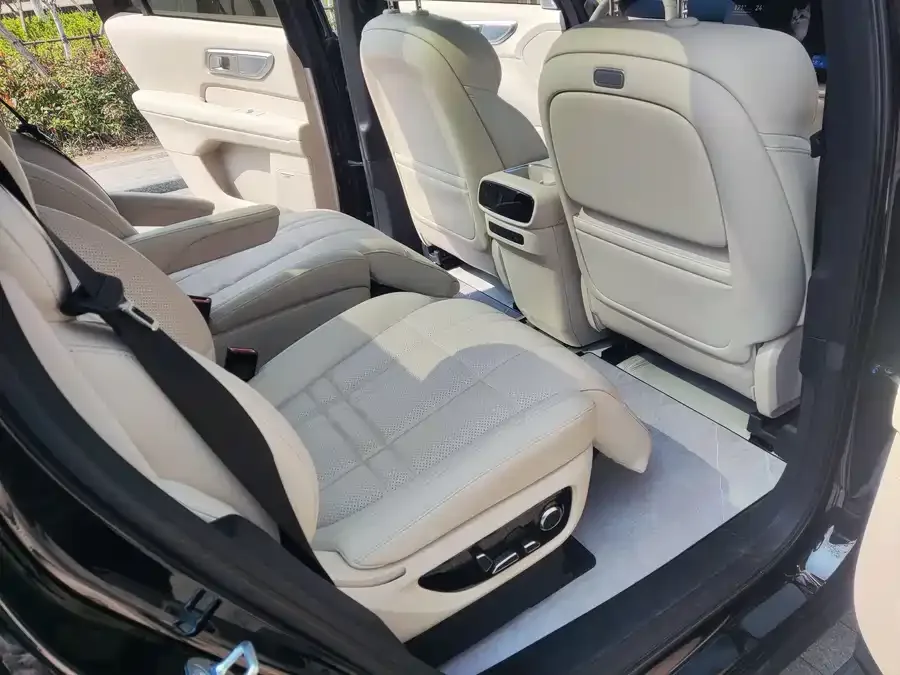 Deepal dark blue S09 Dark Blue S09 2025 4WD Ultra+ Premium Edition 2025 — миниатюра 4
