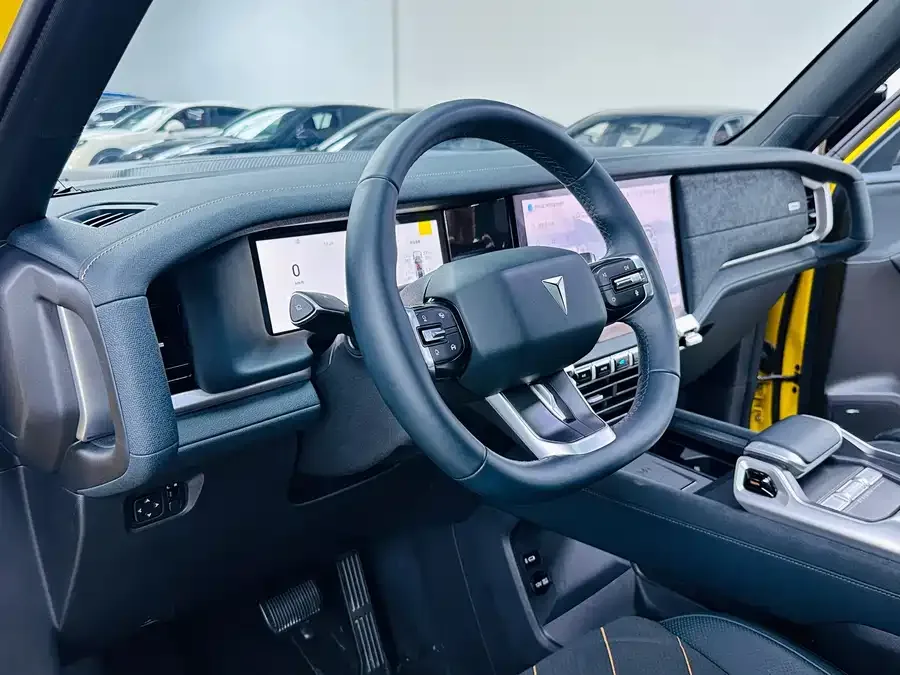 Deepal dark blue G318 Dark Blue G318 2025 Worry-Free Crossing Edition 4WD Secret Edition 2025 — миниатюра 5