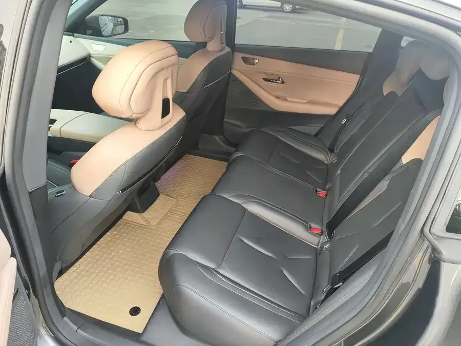 Deepal dark blue SL03 Dark Blue SL03 2022 1.5L 1200 Extended Range Edition 2023 — миниатюра 5