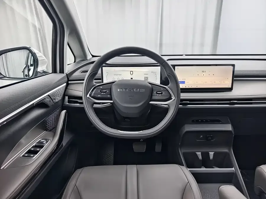 Maxus Dajia 7 Dajia 7 2024 facelift super hybrid long-range version Yuexiang version 2025 — миниатюра 4