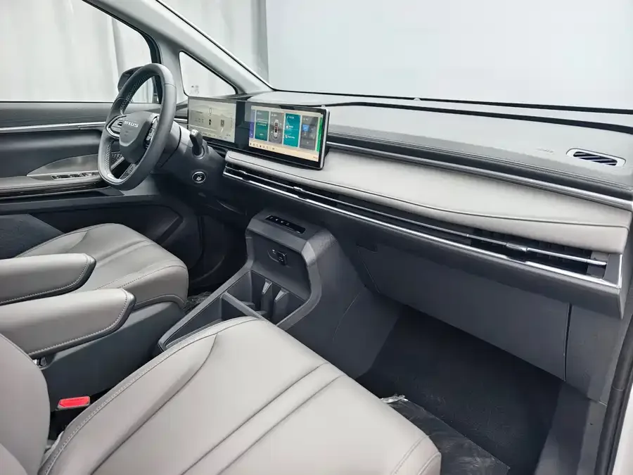 Maxus Dajia 7 Dajia 7 2024 facelift super hybrid long-range version Yuexiang version 2025 — миниатюра 4