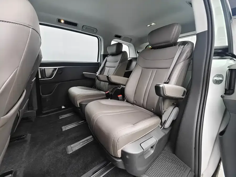 Maxus Dajia 7 Dajia 7 2024 facelift super hybrid long-range version Yuexiang version 2025 — миниатюра 5