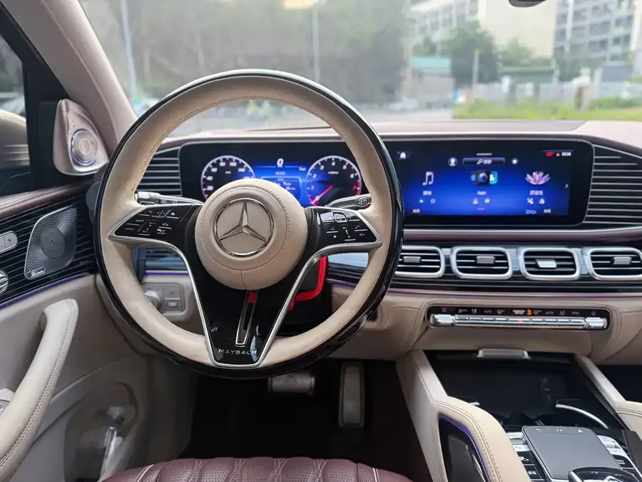 Mercedes-Benz GLS Mercedes-Benz GLS 2024 GLS 450 4MATIC luxury model 2025 — миниатюра 2