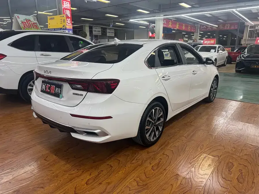 Kia K3 2021 facelift 1.5L CVT Youth Edition 2022 — миниатюра 2