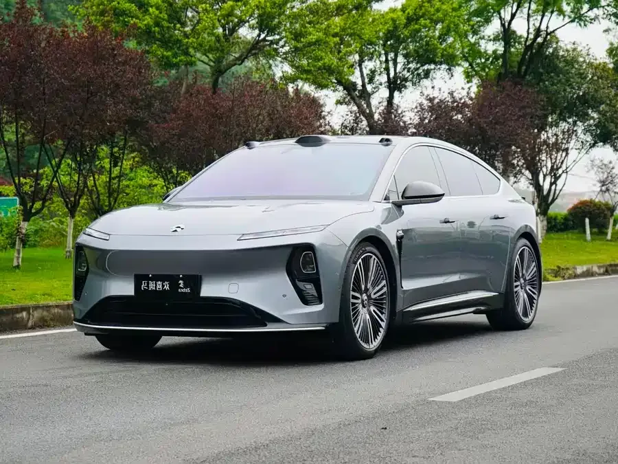 NIO ET9 2025