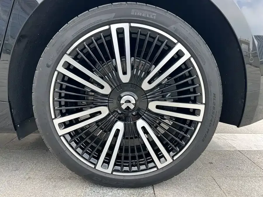 NIO ET9 NIO ET9 2025 102kWh Signature Edition 2025 — миниатюра 4