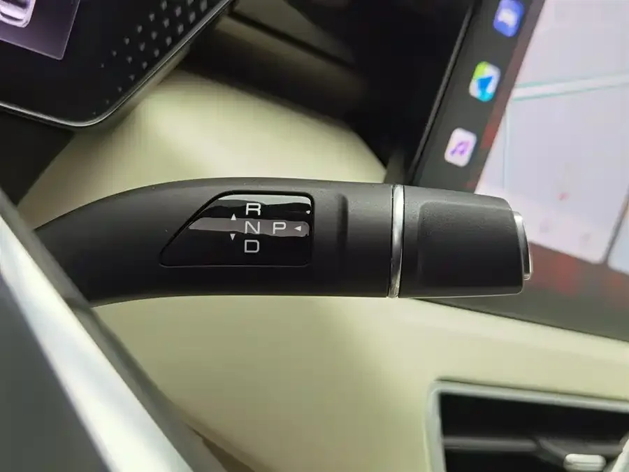 WEY Mocha New Energy Wei Mocha New Energy 2023 Two-wheel Drive Long-range Edition 2024 — миниатюра 4