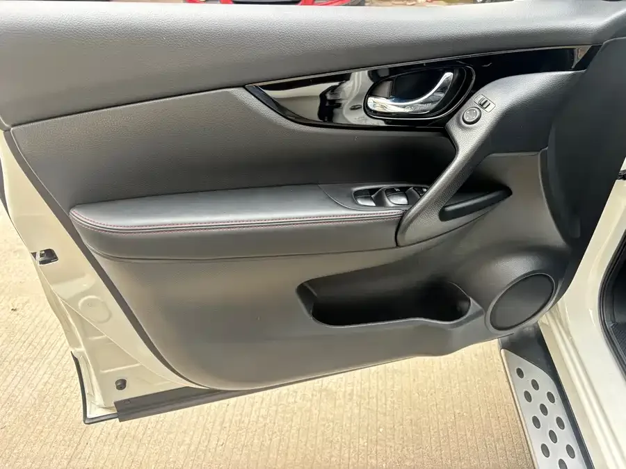 Nissan Qashqai Qashqai 2022 2.0L CVT XV Smart Edition 2022 — миниатюра 2