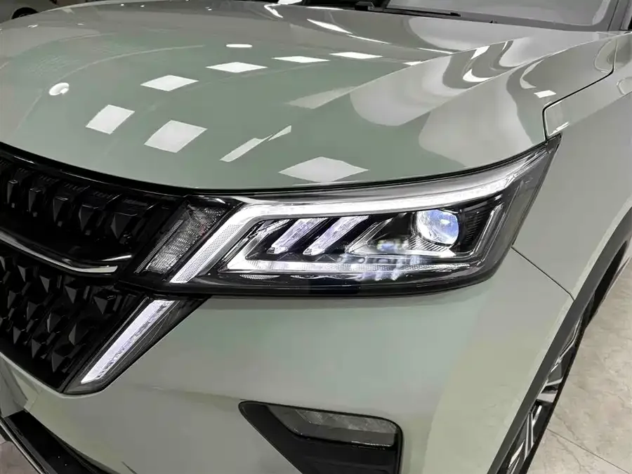 Wuling Xingchen Wuling Xingchen 2021 1.5T CVT Xingyao Edition 2022 — миниатюра 5