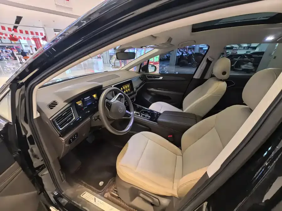 Volkswagen Viloran Weiran 2023 330TSI Business Edition 2023 — миниатюра 4