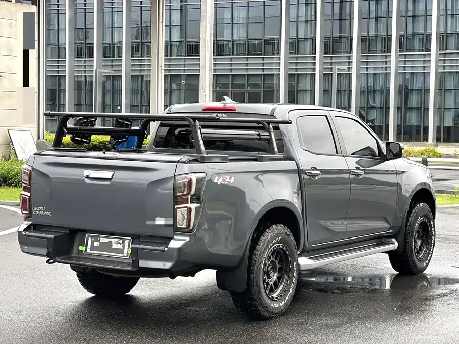 Isuzu D-Max D-MAX 2021 1.9T automatic four-wheel drive diesel Global aggressive RZ4E 2022 — миниатюра 3