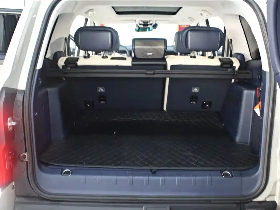 Tank 500 Tank 500 2022 3.0T Sports Edition 5-seater 2022 — миниатюра 4