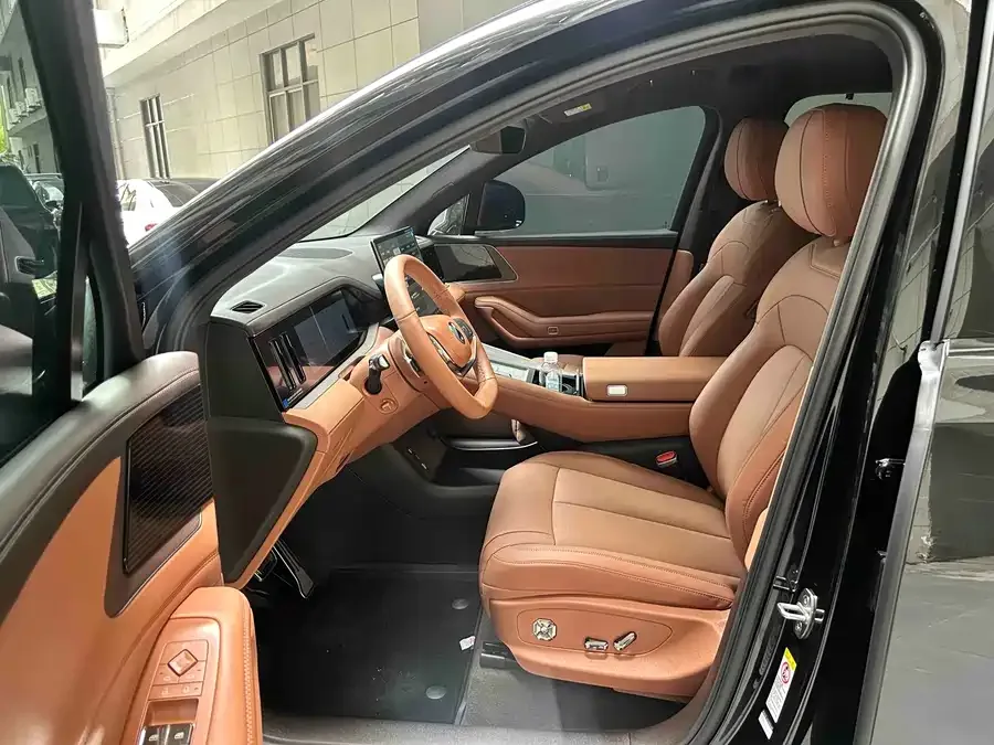 BYD N8L Denza N8L 2025 Premium Edition 2025 — миниатюра 3