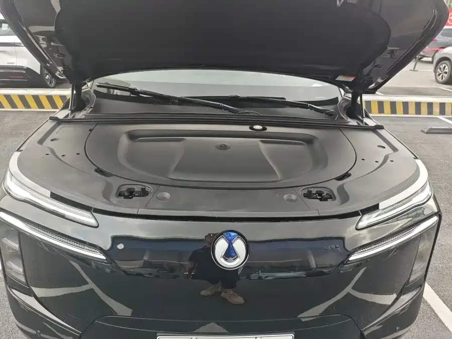 BYD N8L Denza N8L 2025 Premium Edition 2025 — миниатюра 3