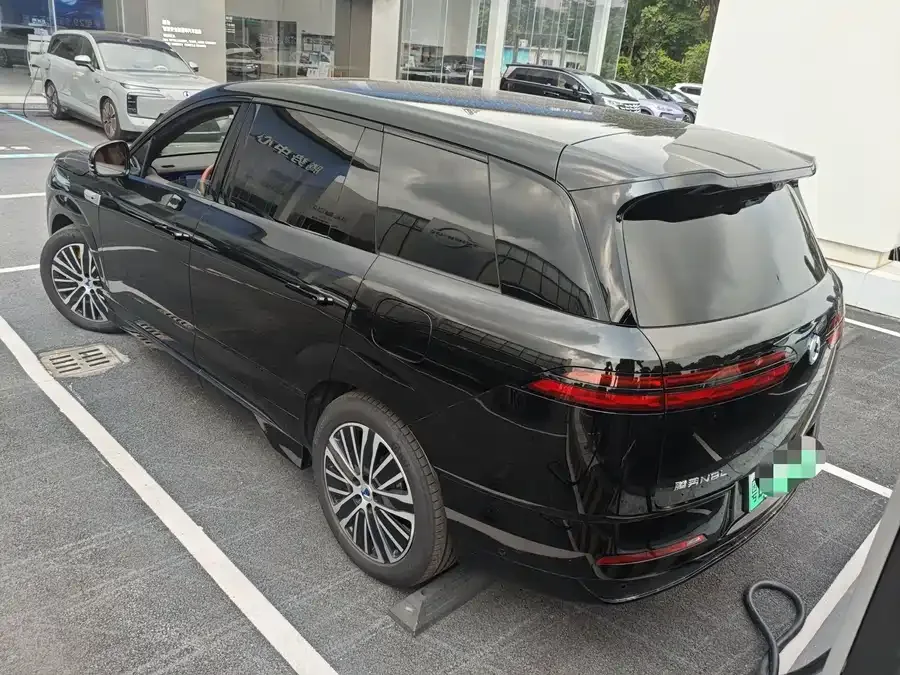 BYD N8L Denza N8L 2025 Premium Edition 2025 — миниатюра 4