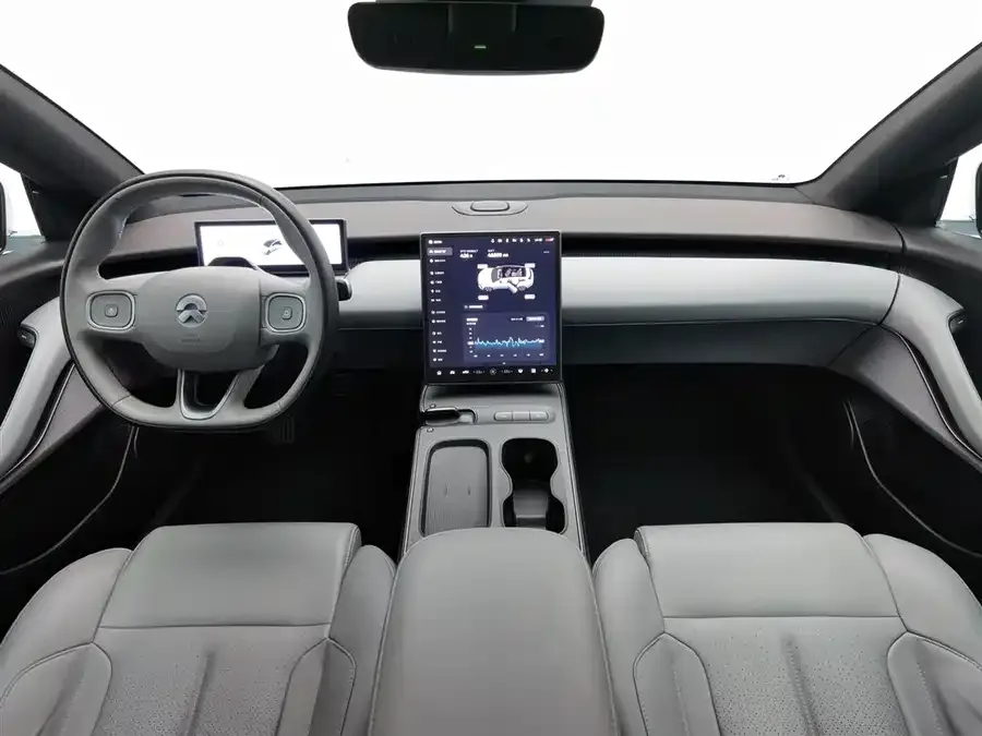 NIO ET5T NIO ET5T 2023 75kWh Touring 2023 — миниатюра 2
