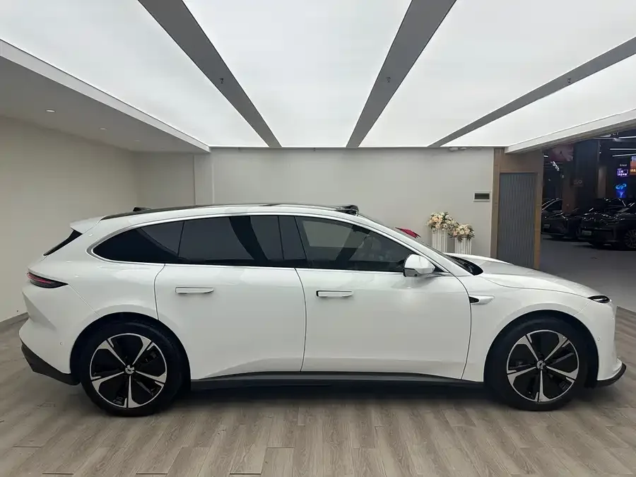 NIO ET5T NIO ET5T 2024 75kWh Touring 2024 — миниатюра 5